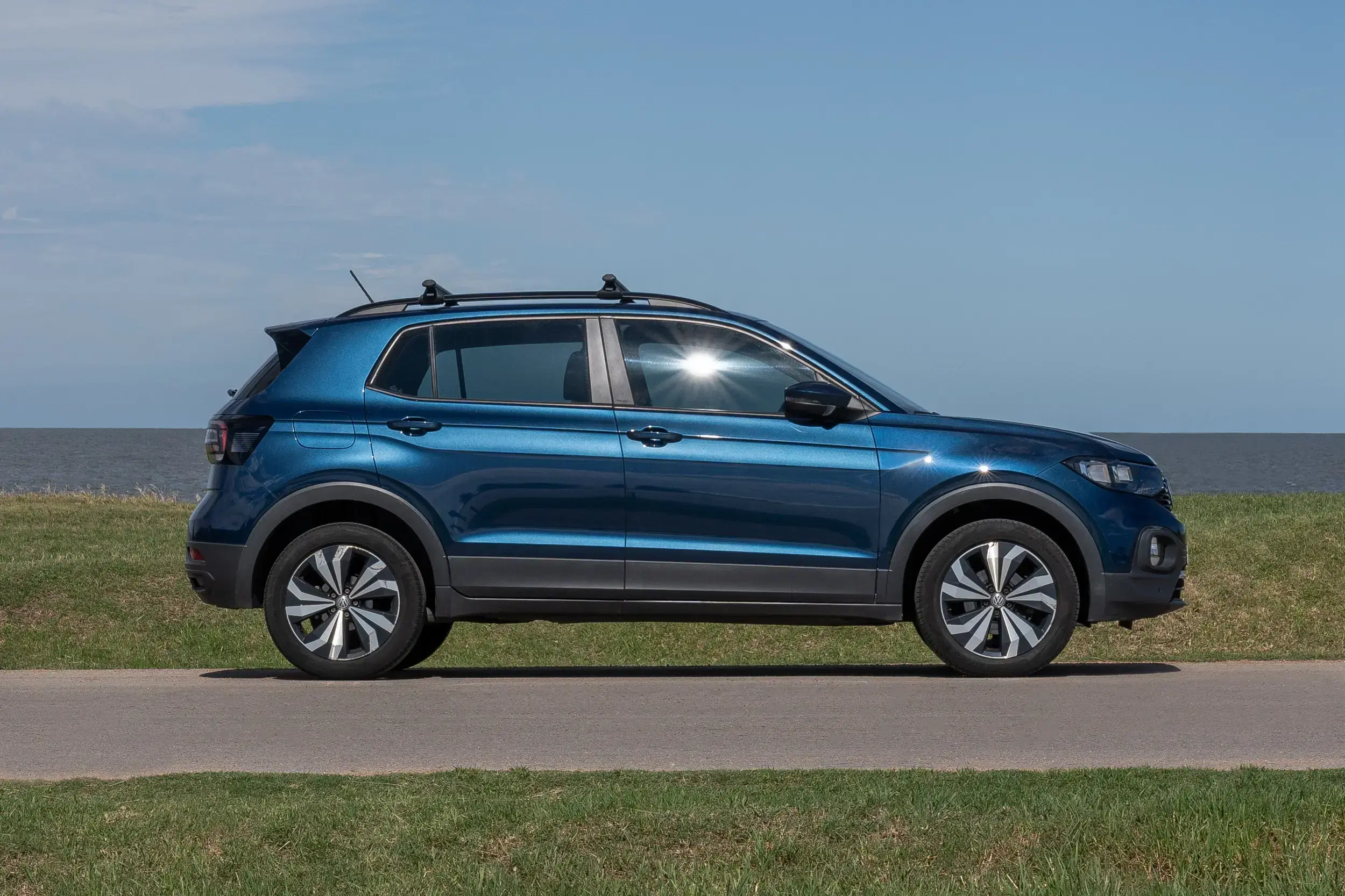 SUV