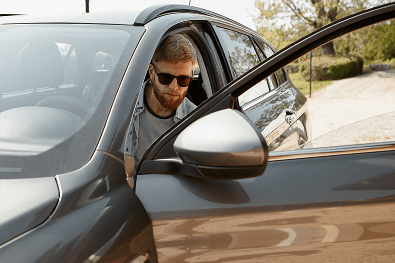 Como ganar dinero: Explorando oportunidades incluyendo el alquiler de autos