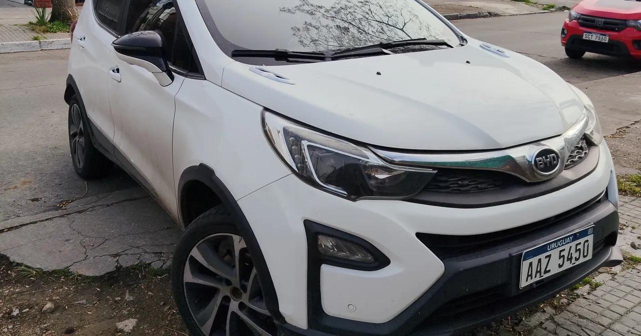 BYD S1