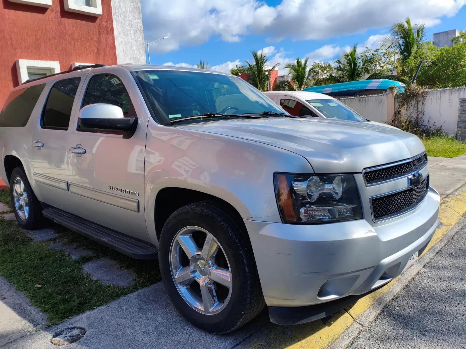 Chevrolet Suburban - Cancún