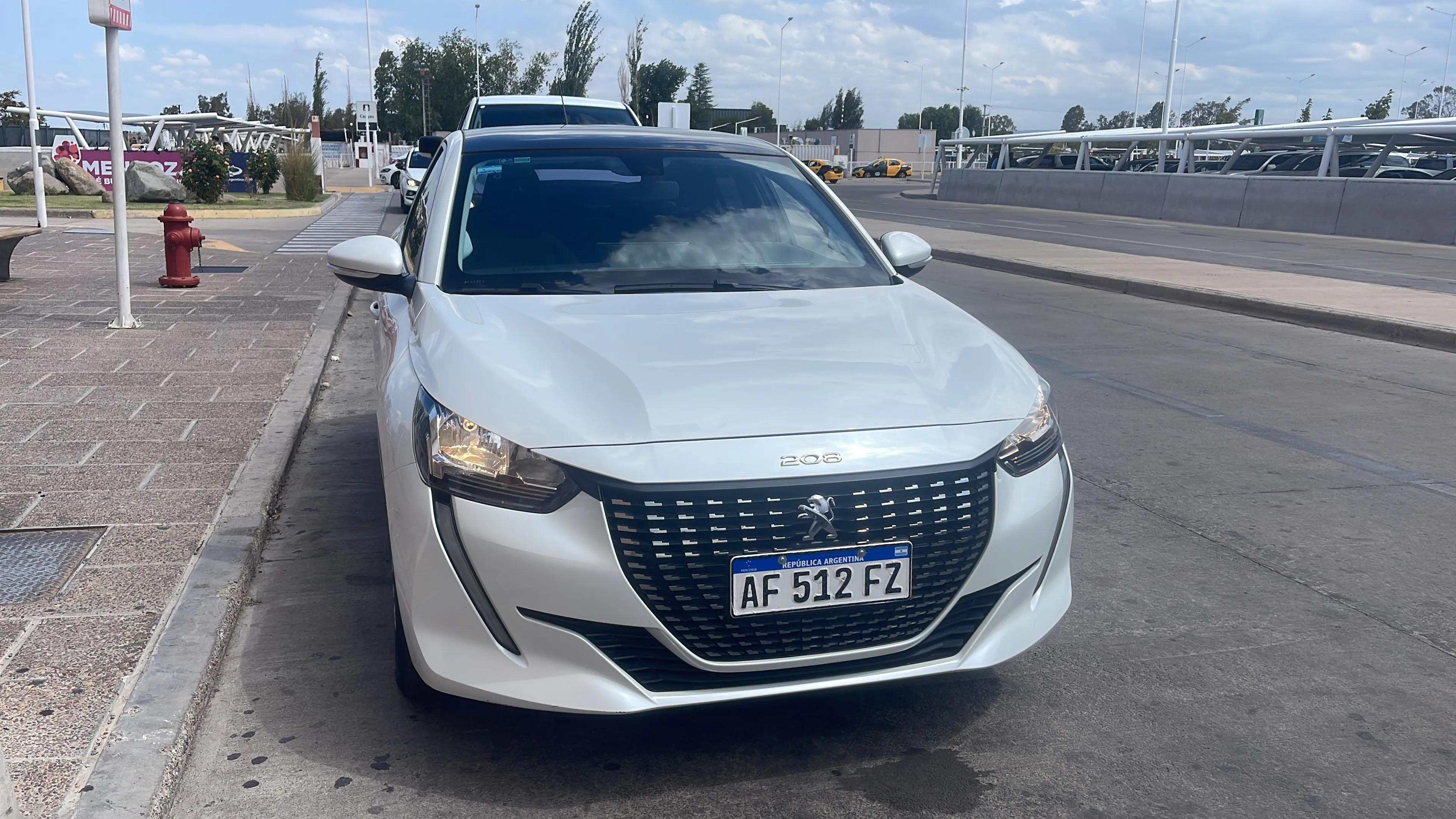 Peugeot 208 - Mendoza
