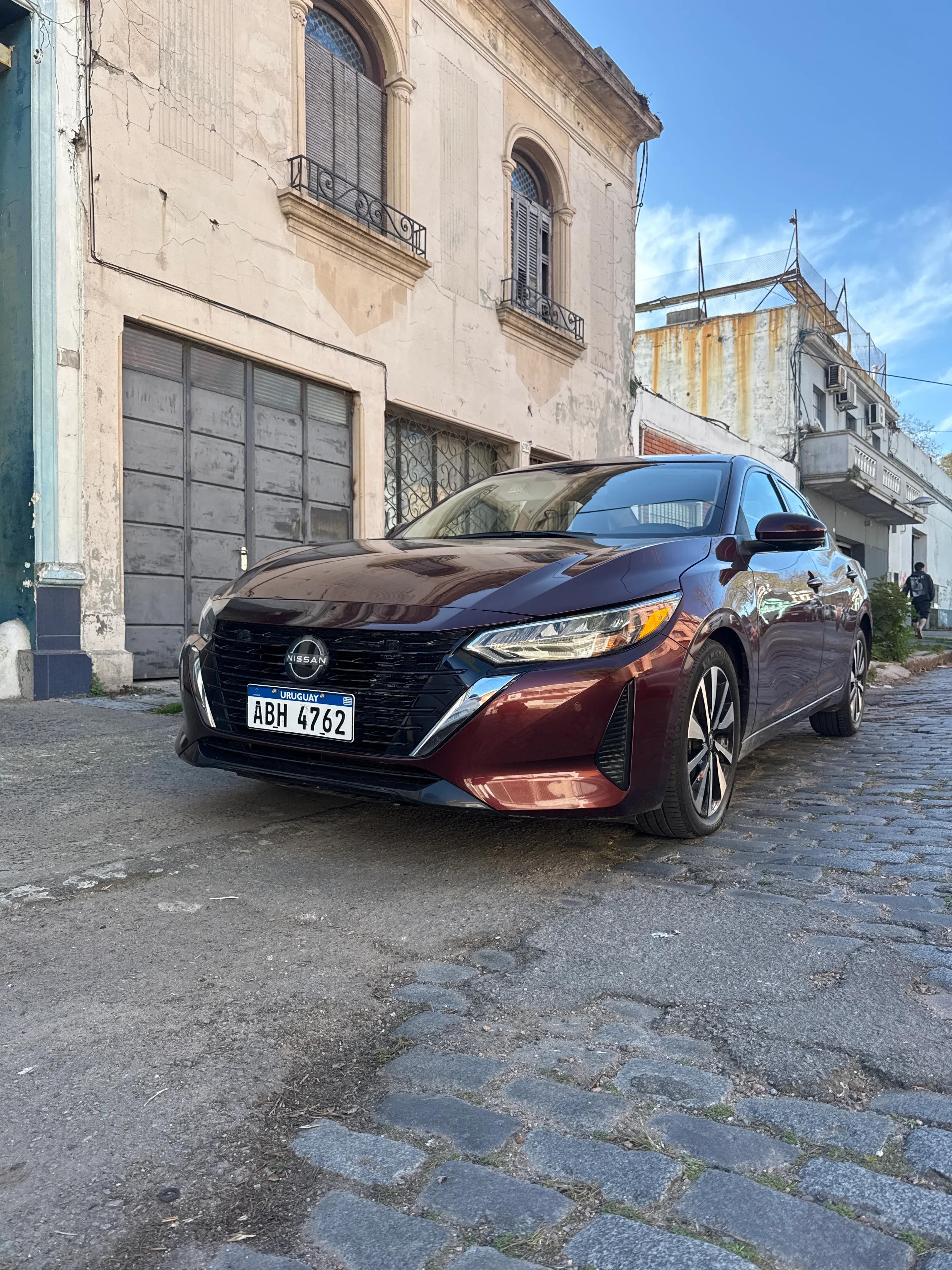 Nissan Versa - Montevideo